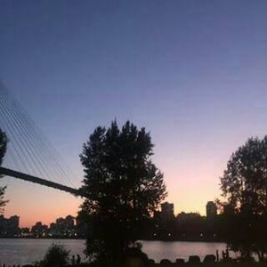 Meet your Posher, Lian